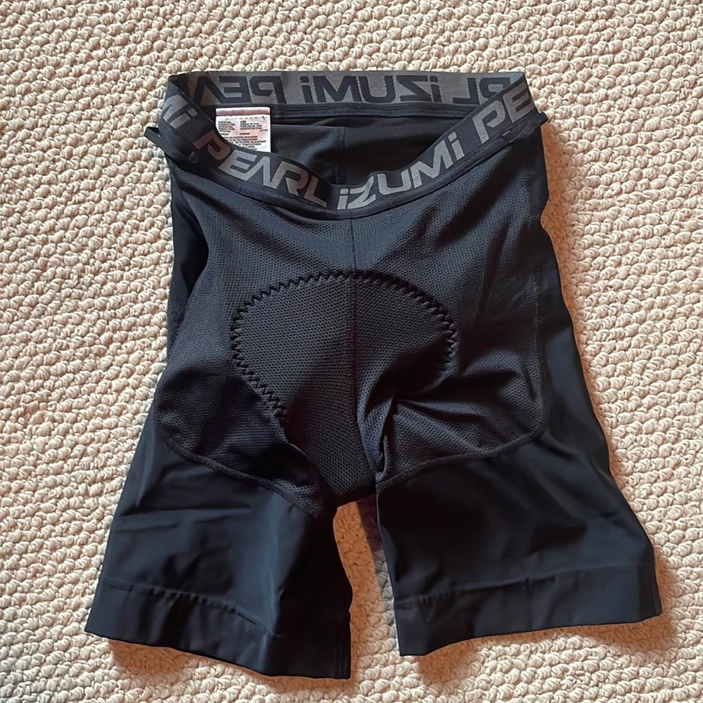 Pearl Izumi bike shorts